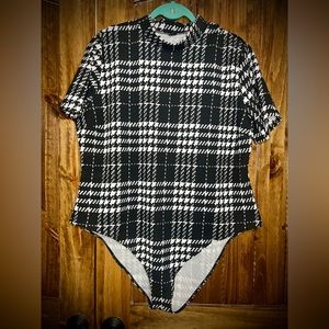 Black and White Houndstooth Bodysuit
